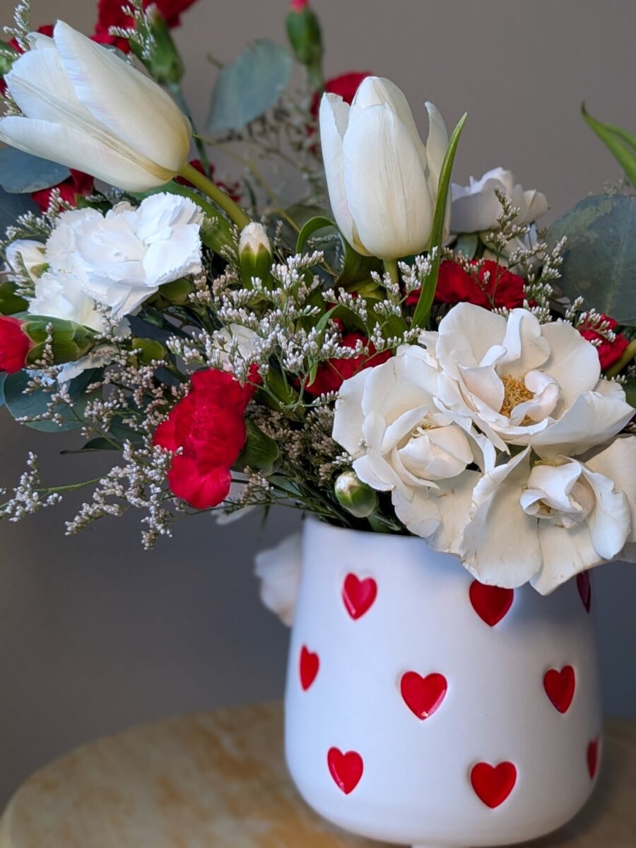 Queen of Hearts Arrangement - Image 3